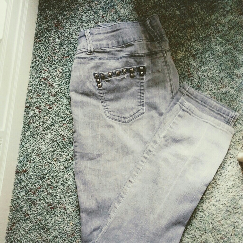 bQb Gray Studded Jeans